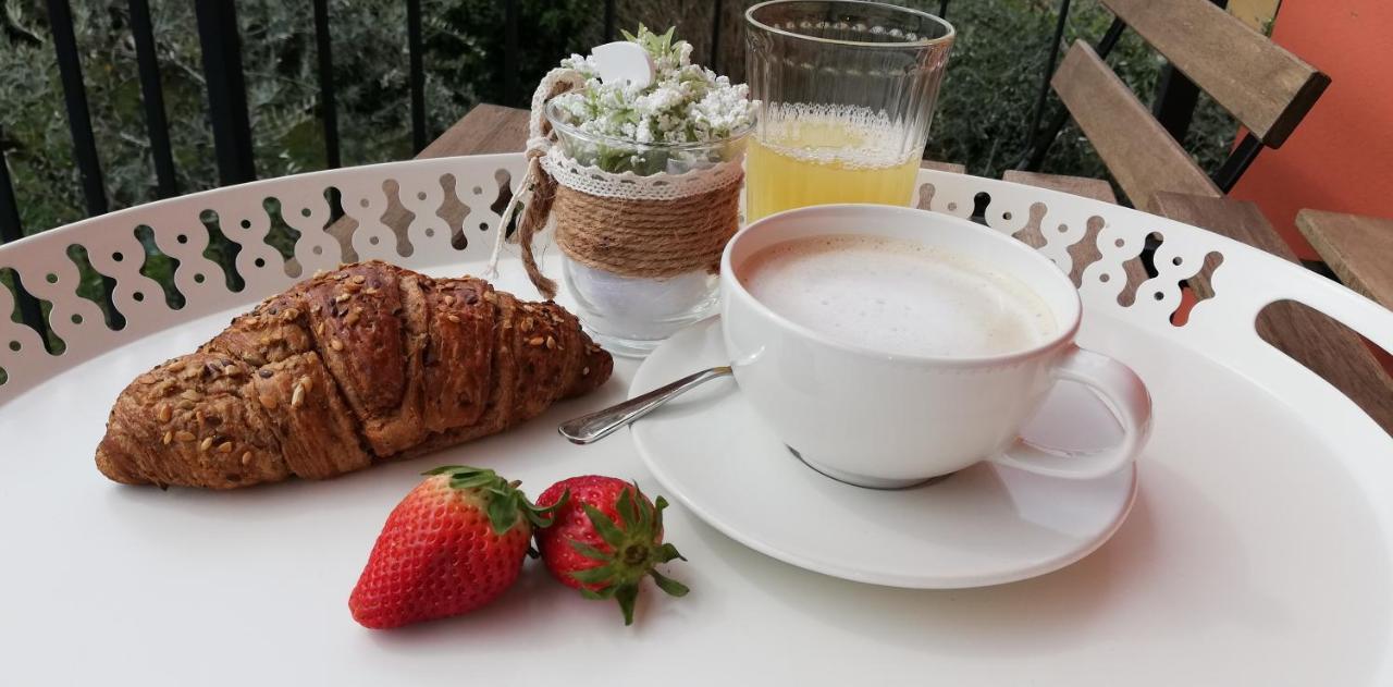 Il Melograno Bed & Breakfast Garda  Exterior photo